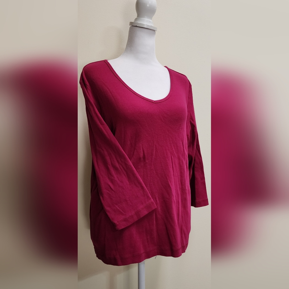 St. John's Bay Magenta Long Sleeve V-neck Classic Tee Women's Size PL